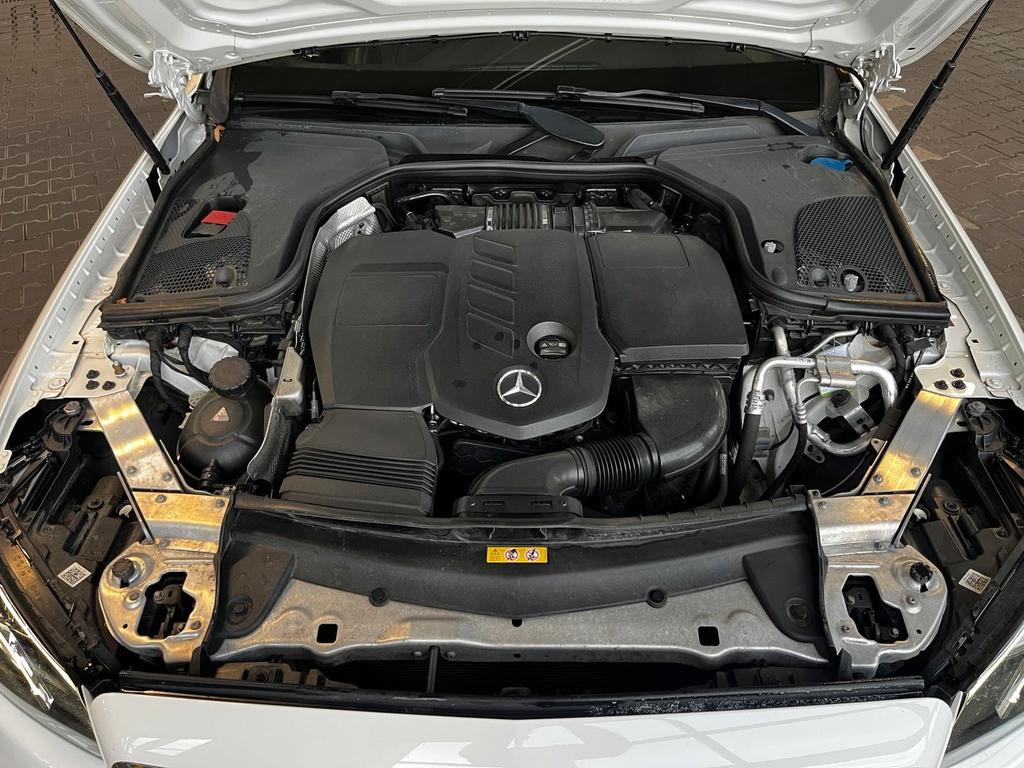 Mercedes-Benz E 200
