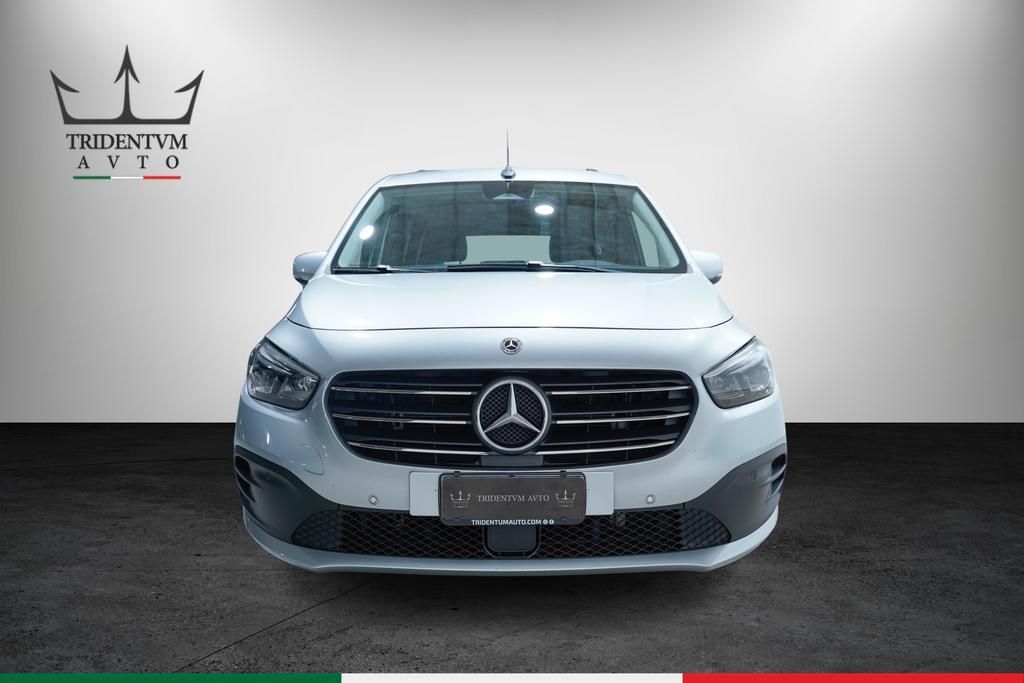 Other Mercedes Classe T 180d Sport auto imagem 2