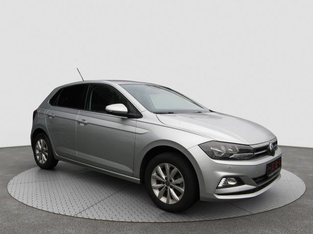 Volkswagen Polo 1.0 VI Highline NAVI PDC ALU Voll-K SHZ 1HD