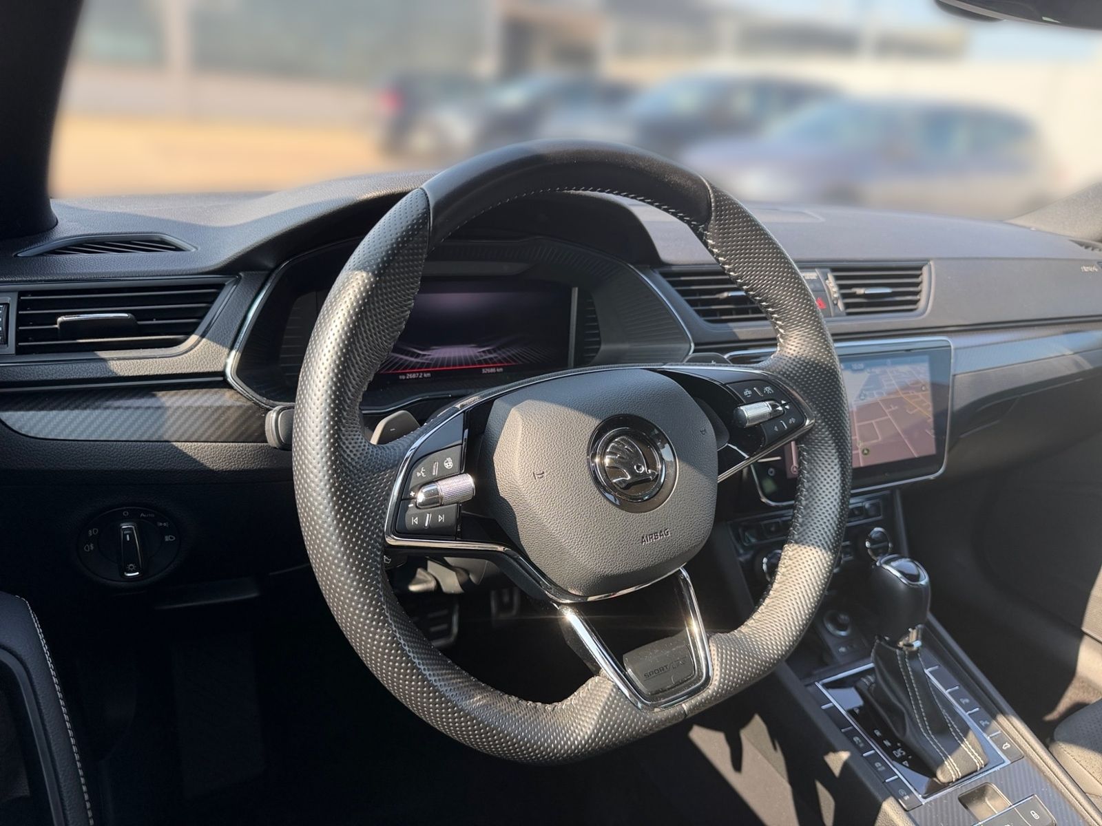 Skoda Superb Combi 2.0 TDI DSG SPORTLINE +AHK +MATRIX foto 10