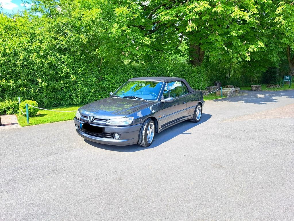 Peugeot 306