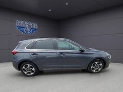 HYUNDAI i30 KLIMA,NAVI,TEMPOMAT,PDC,RFK,AUTOMATIK,BT HYUNDAI i30 KLIMA,NAVI,TEMPOMAT,PDC,RFK,AUTOMATIK,BT