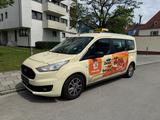 Ford Transit Connect TAXI INKLUSION ROLLSTUHL - Ford: Taxi