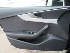 AUDI A4 Avant 40 TFSI advanced Business Stadt Parken AUDI A4 Avant 40 TFSI advanced Business Stadt Parken