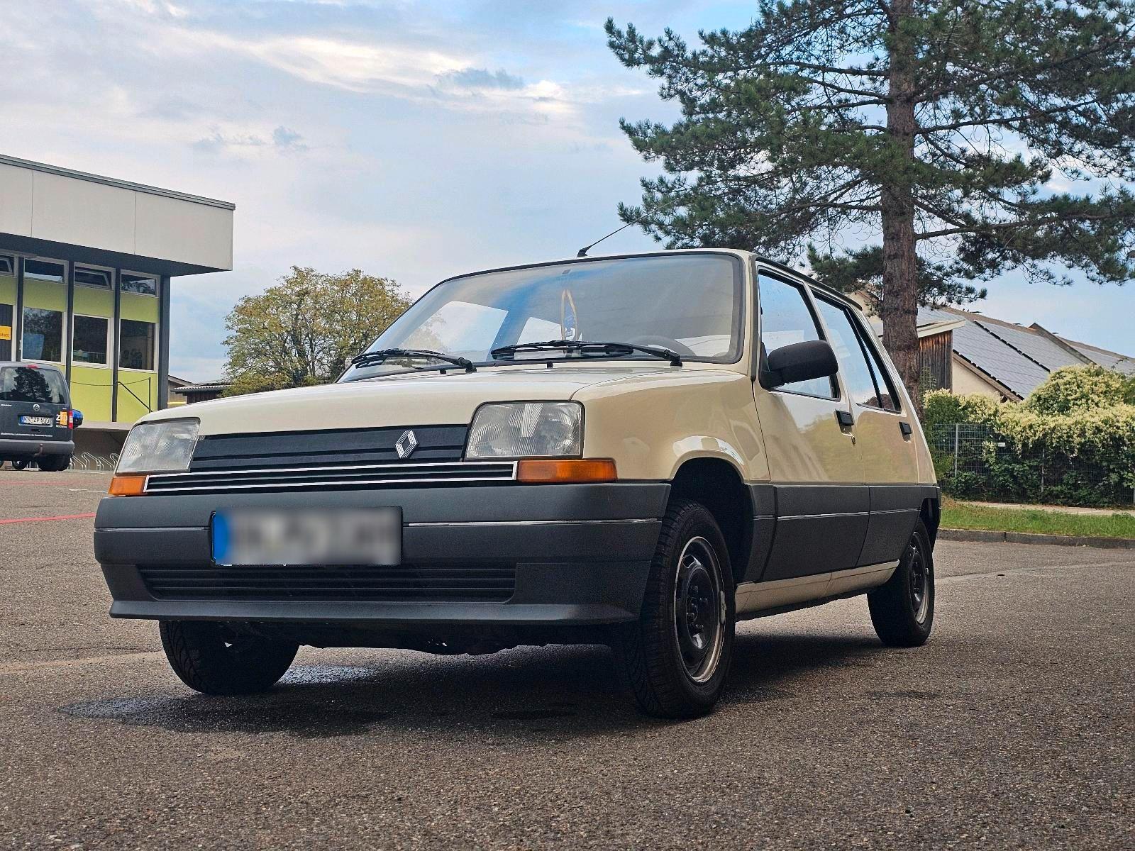 Renault R 19
