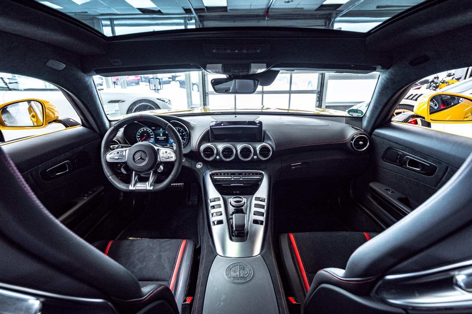 Mercedes-Benz AMG GT C Coupe*AERO*PANO*Perf-Sitz*Solarbeamgelb