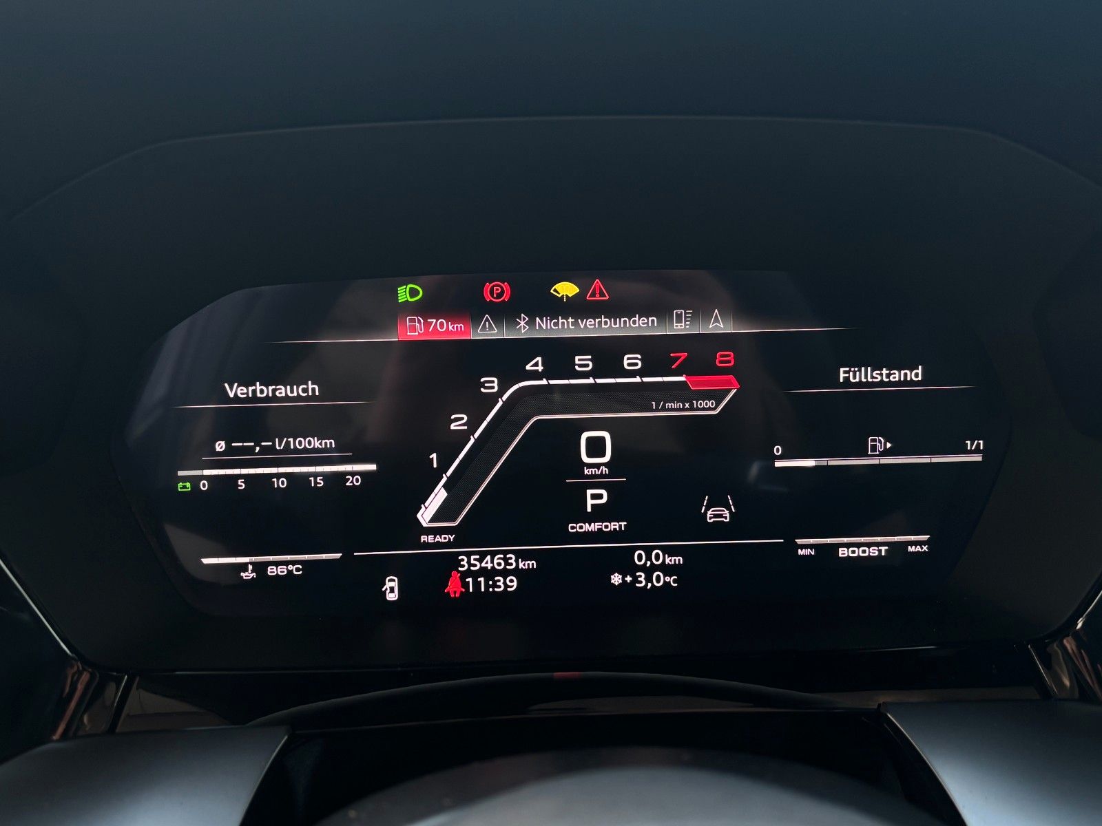 Fahrzeugabbildung Audi RS3 Lim. *Panorama*RS-Sitze*Carplay*SportAuspuff