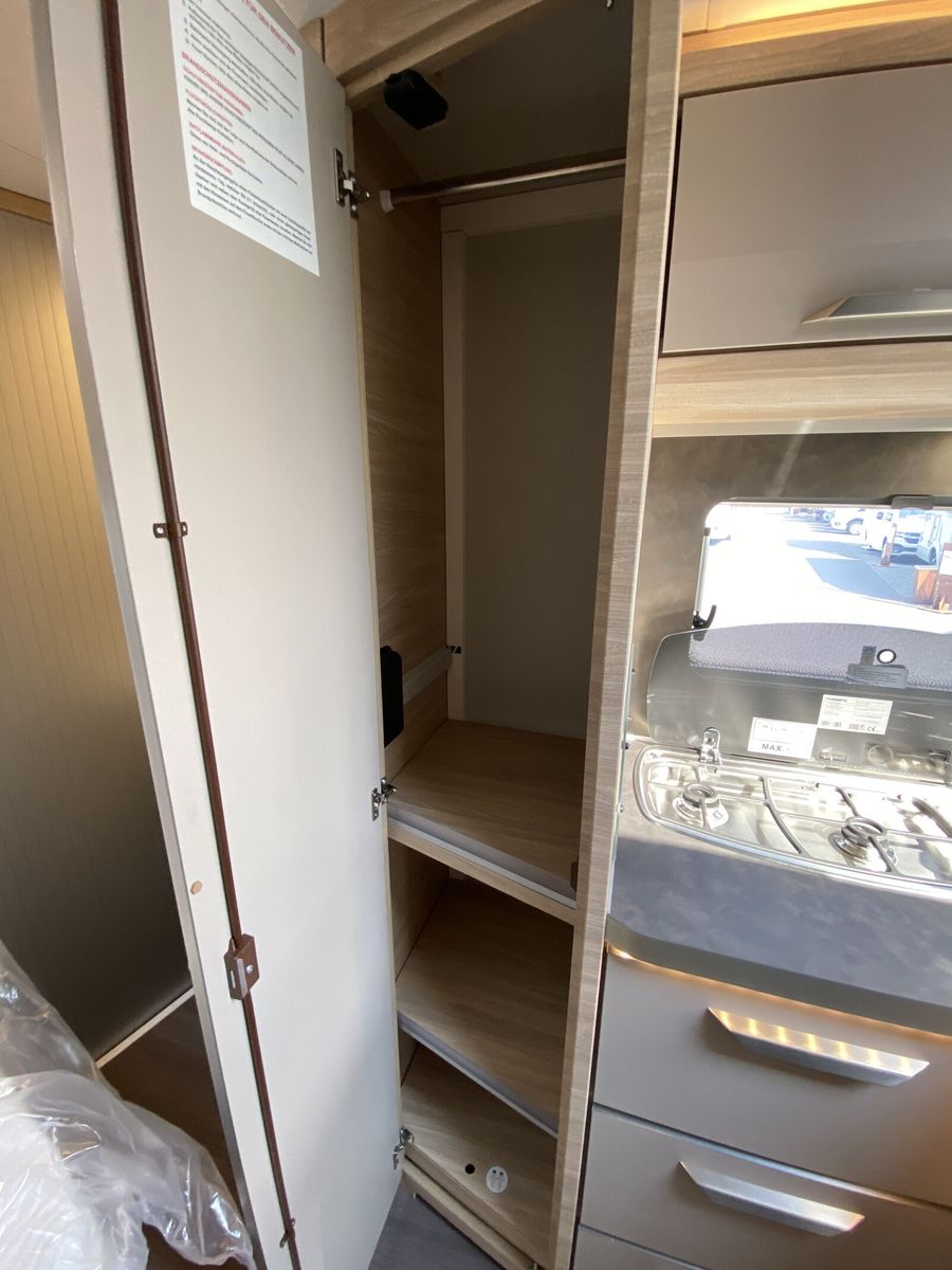Fahrzeugabbildung Knaus Van TI PLUS PLATINUM SELECTION 700 LF Allrad,AHK