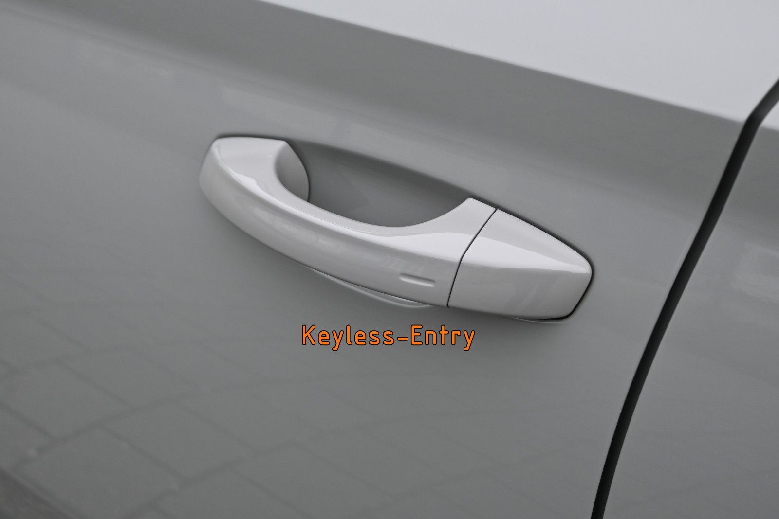 Fahrzeugabbildung SKODA Superb 2.0 TDI DSG 4x4 SCOUT Combi °ACC°AHK°STHZ