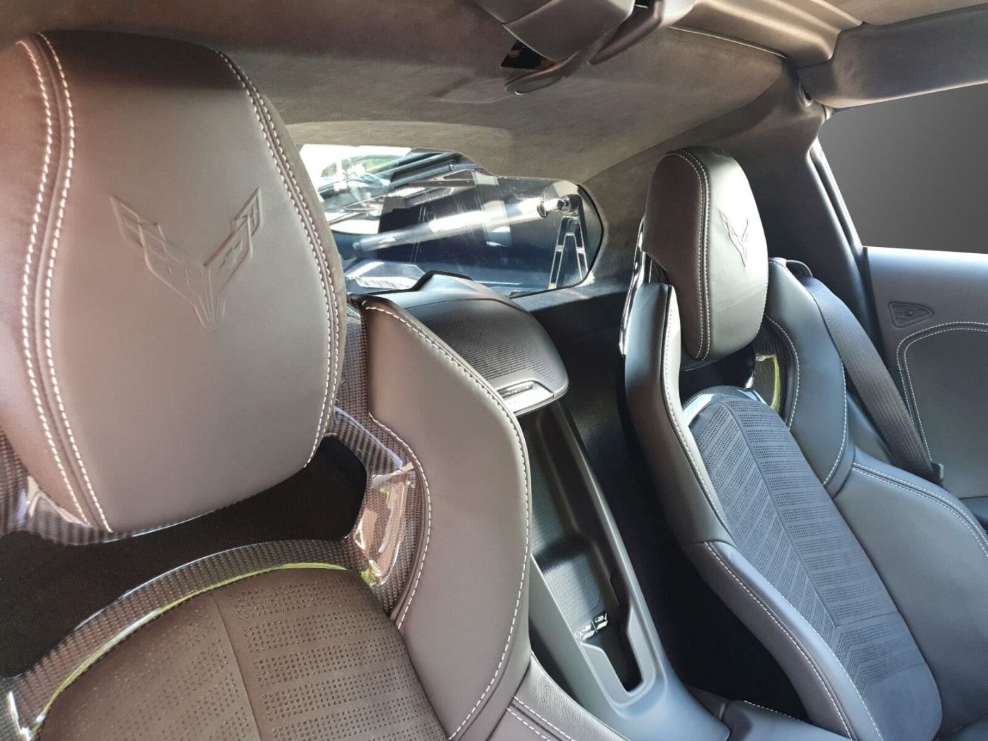 Fahrzeugabbildung Corvette C8 Stingray - 6.2 V8 3LT - VOLL Europamodell