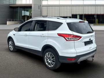 Ford Kuga - 4
