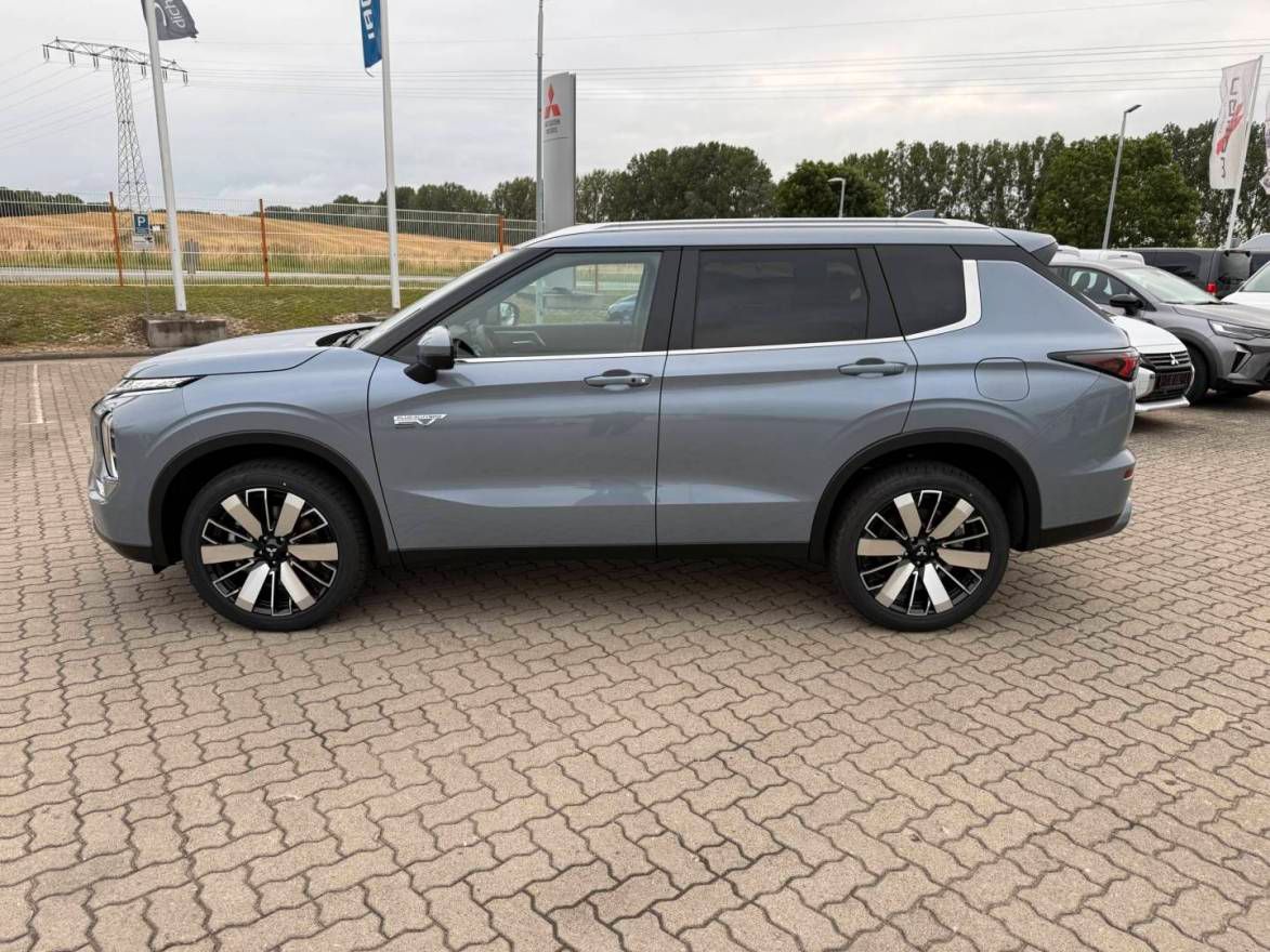 Fahrzeugabbildung Mitsubishi Outlander Plug-in Hybrid Select 2.4