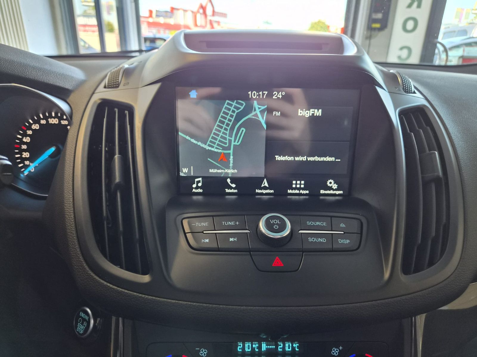 Fahrzeugabbildung Ford Kuga ST-Line/Xenon/GARANTIE/1. HAND