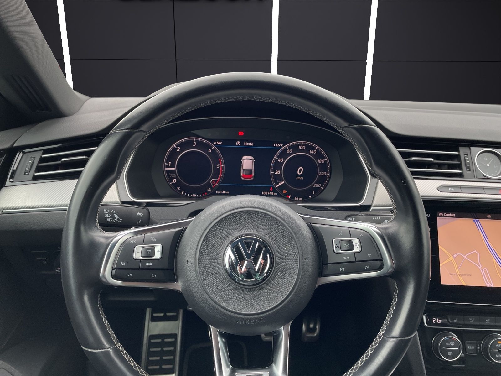 Fahrzeugabbildung Volkswagen Arteon R-Line TDI DCC LEDER DYNAUDIO NAVI ACC