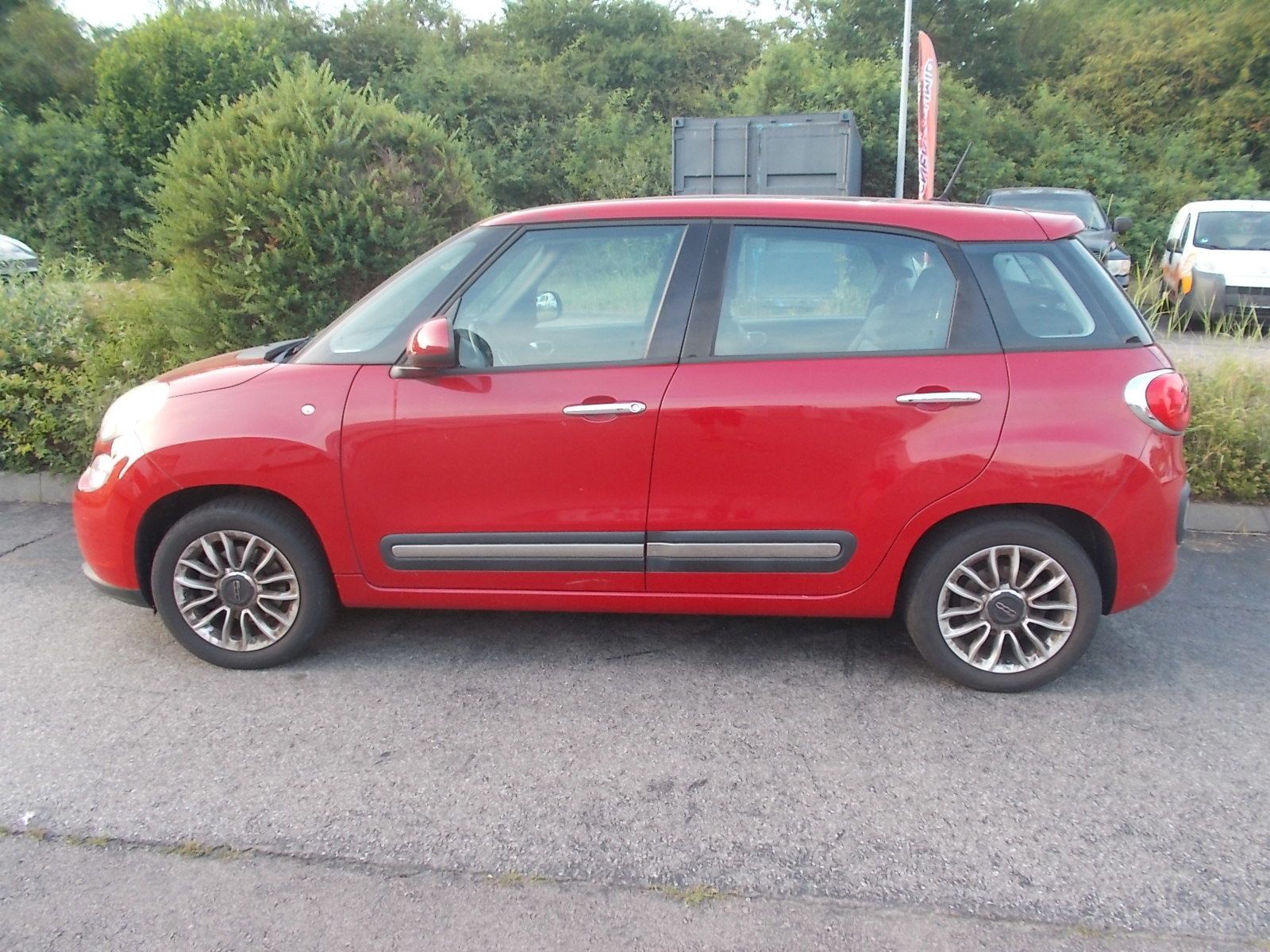 Fahrzeugabbildung Fiat 500L Lounge 1.3 M-Jet *DPF defekt*