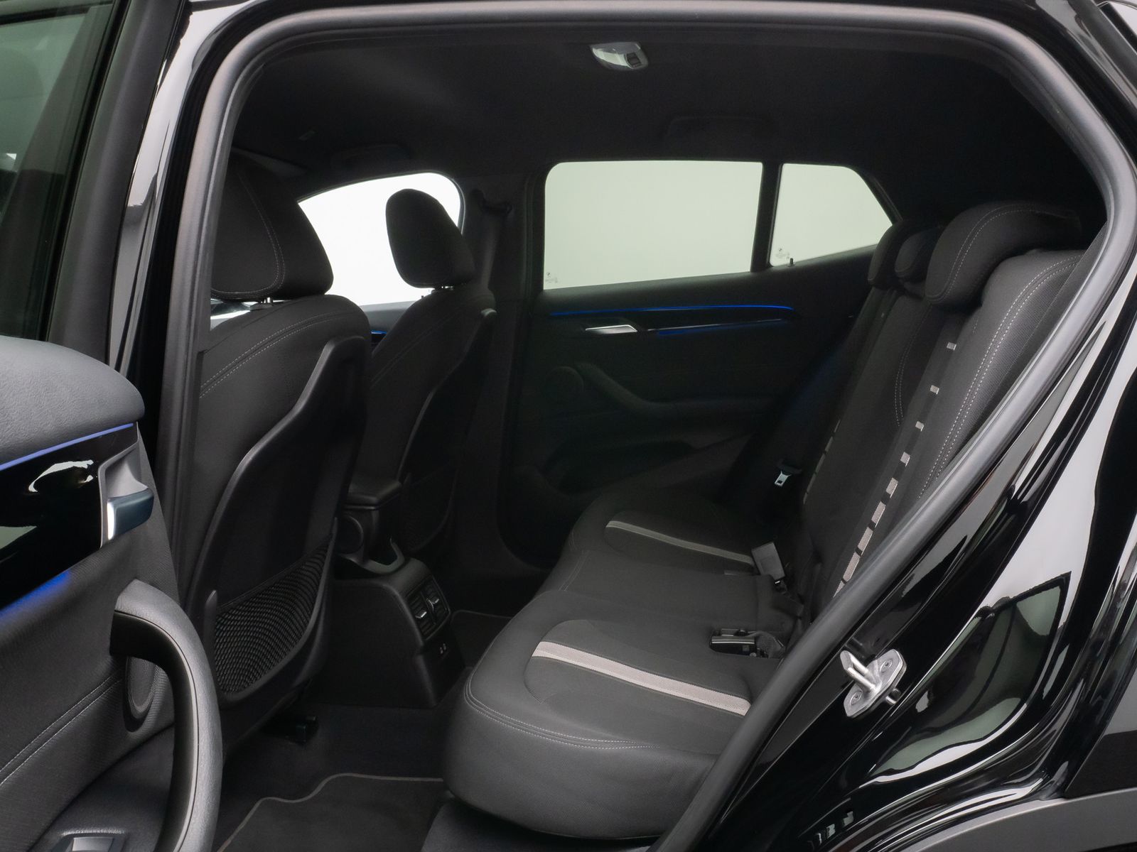 Fahrzeugabbildung BMW X2 sD18d Kamera DAB LED Geschwindigkeitsr Sport