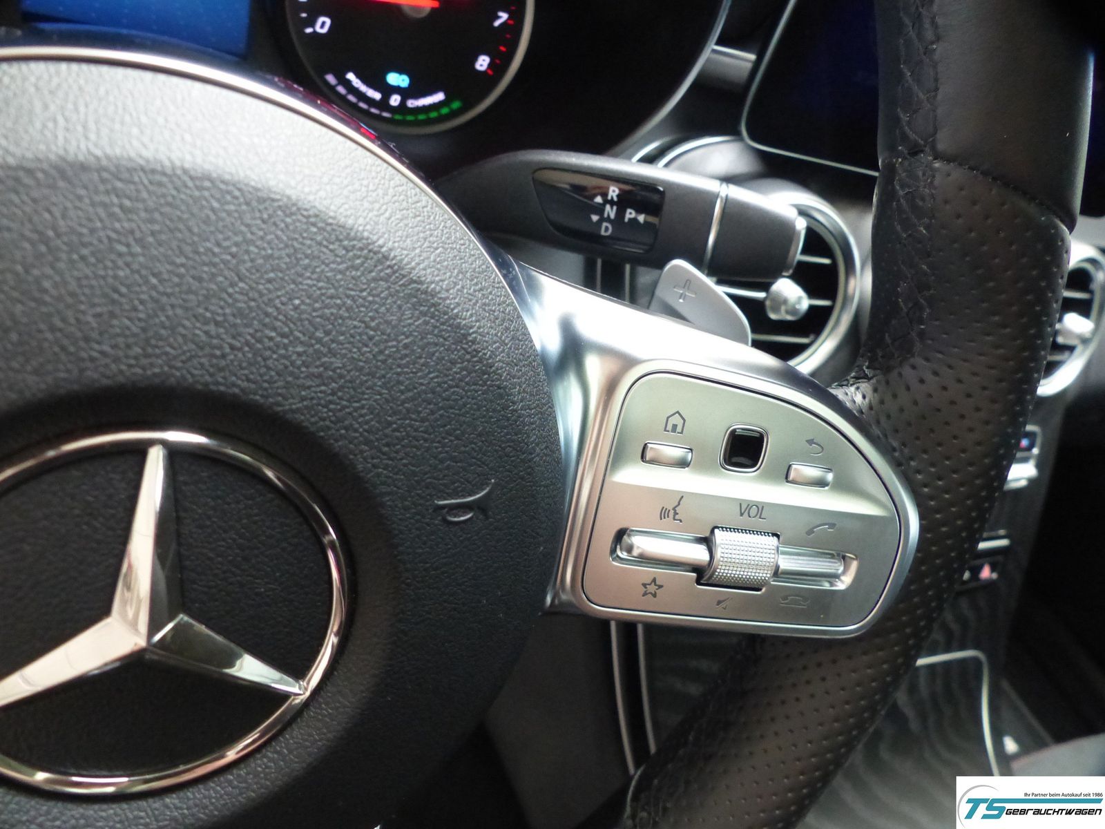 Mercedes-Benz C 200 Coupe AMG Plus Night Head-up Pano ACC Totw foto 23