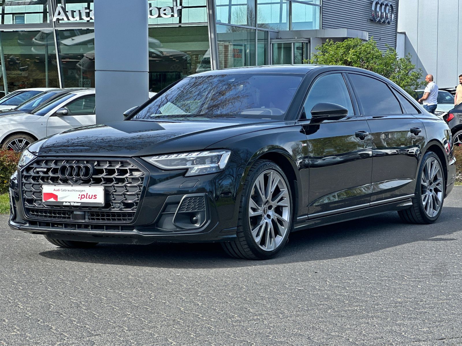 Audi A8 - Bild 33