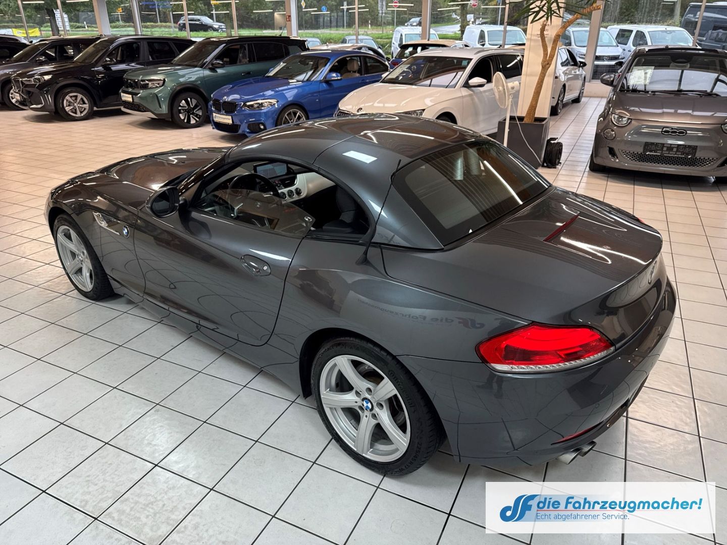 Fahrzeugabbildung BMW Z4 sdrive 18 i Roadster El. Verdeck AD Leder Xen