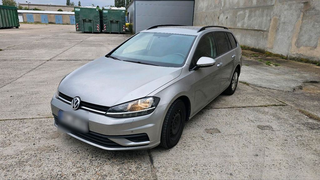 Image of Volkswagen Golf