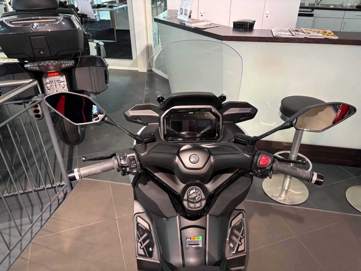 Fahrzeugabbildung Yamaha XMax 125 Tech Max Modell 2025 5 Jahre Garantie
