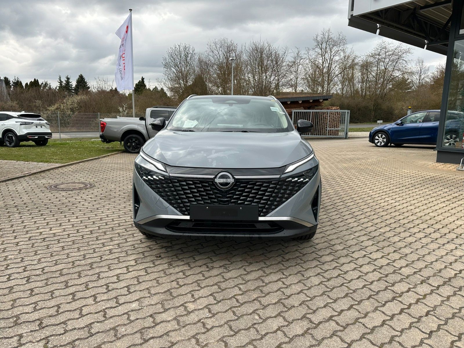 Fahrzeugabbildung Nissan Qashqai 1.3 DIG-T MHEV AT N-Connecta WINTERPAKET
