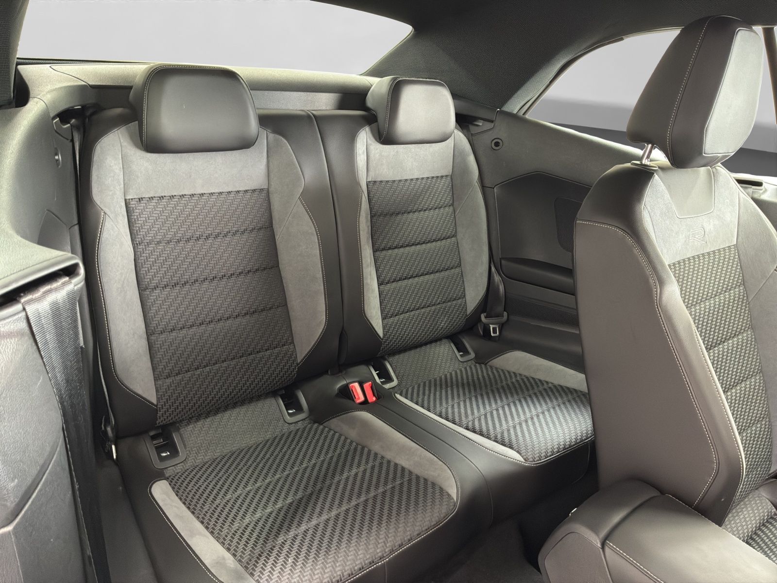 Volkswagen T-Roc - Bild 7