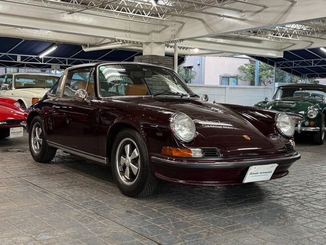 Porsche 911S Targa year 1973