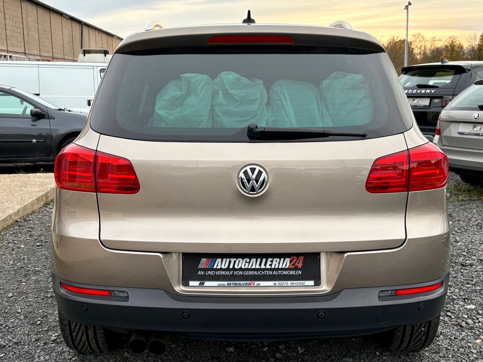 Fahrzeugabbildung Volkswagen Tiguan 1.4 TSI Cup Sport & Style Navi SPORTSITZE