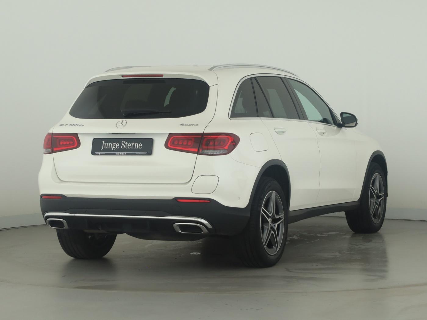Mercedes-Benz GLC 300 de 4M *AMG-Line*AHK*Panorama*PTS*Kamera*