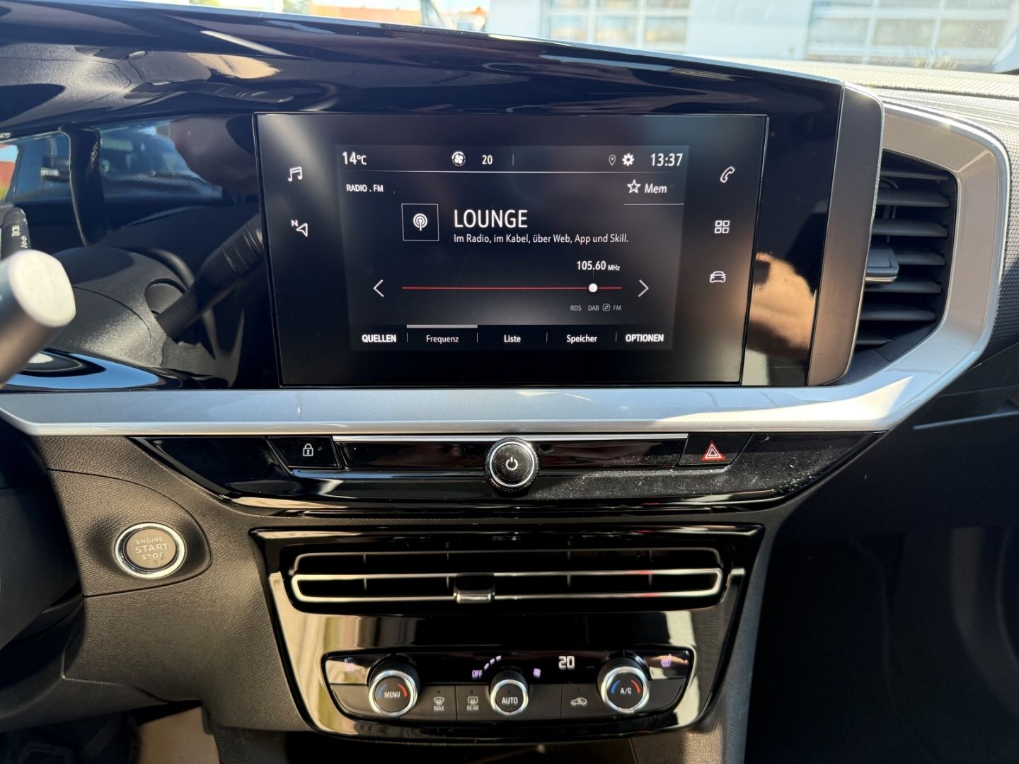 Fahrzeugabbildung Opel Mokka Elegance 1.2 Turbo SHZ+LHZ+Kamera