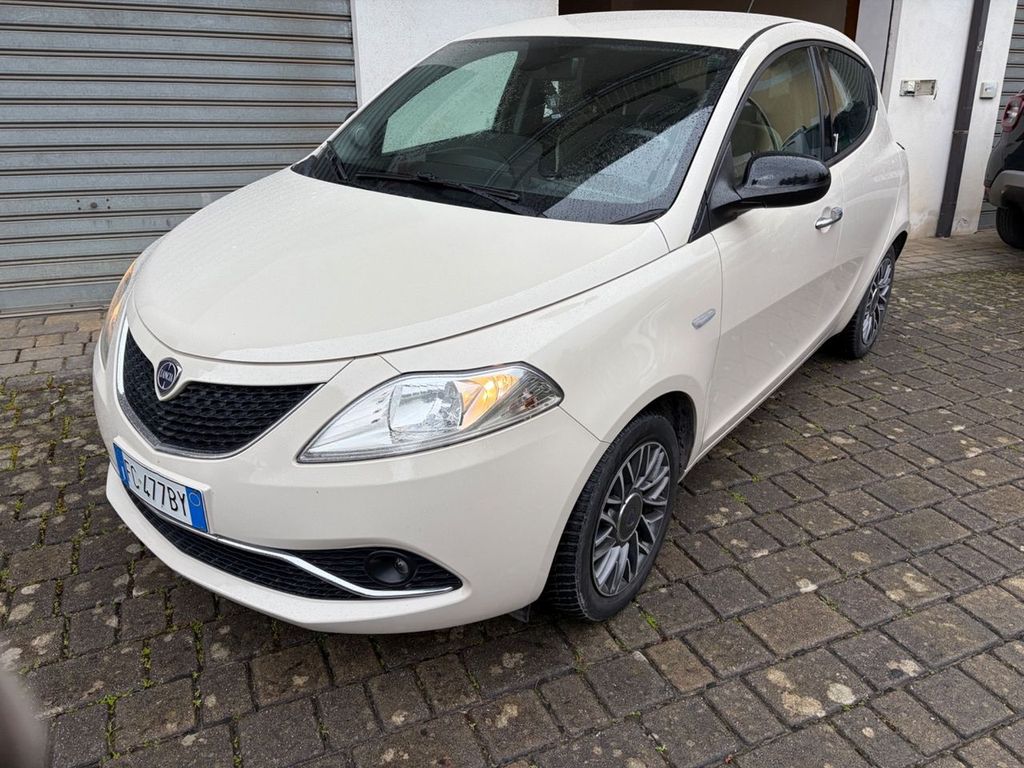 Image of Lancia Ypsilon
