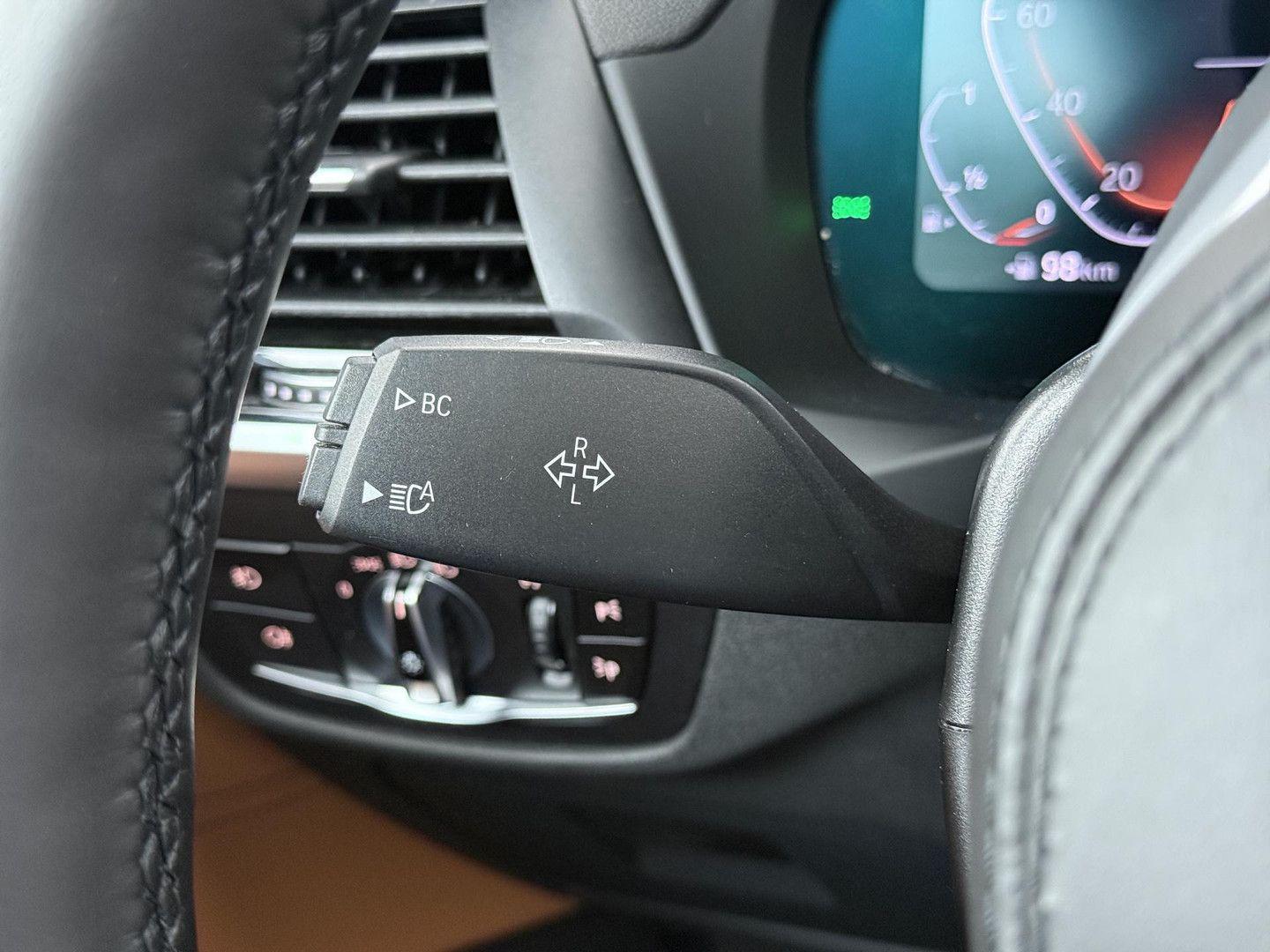 BMW X4 xDrive20i M Pakket panorama dach NL Auto, миниатюра 22