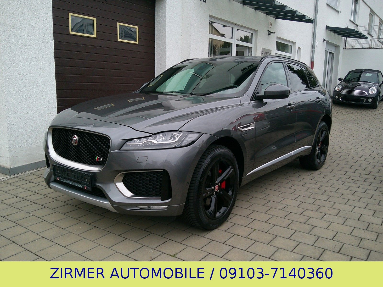 Jaguar F-Pace - 1