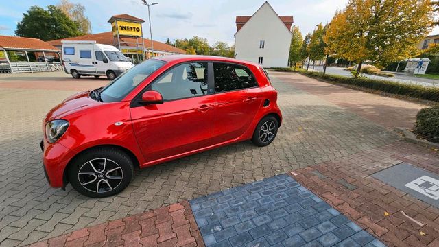 Smart ForFour EQ, 22kW Lader