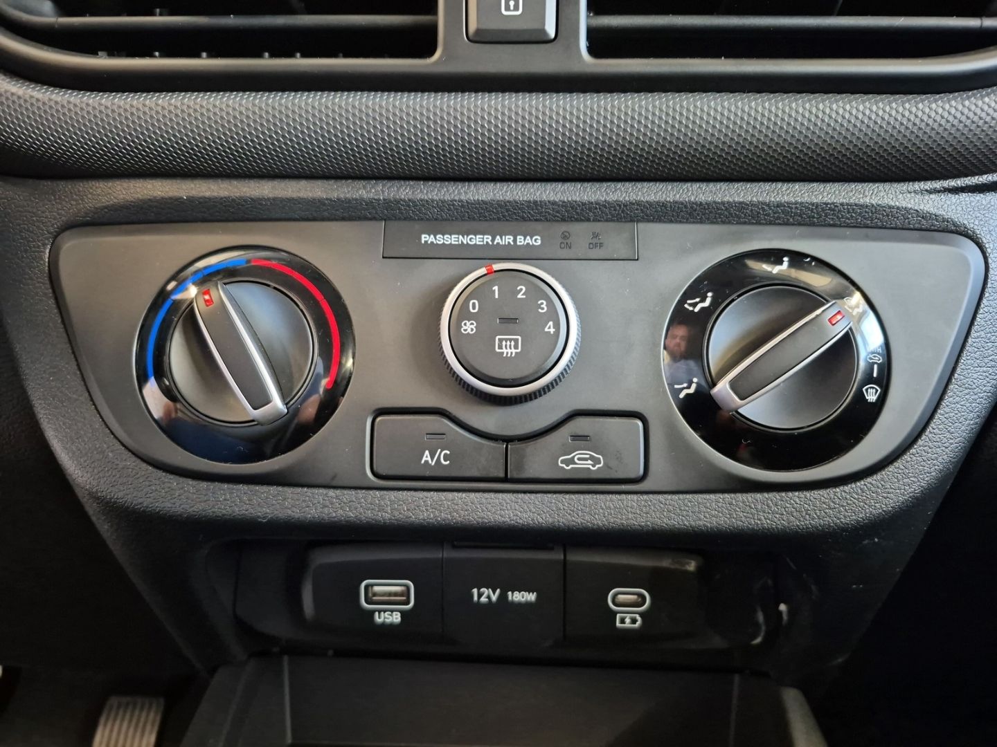 Hyundai i10 – Bild 14