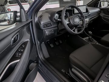 Hyundai i20 1.0 Blackline Kamera Navi BOSE Spurhalteassi