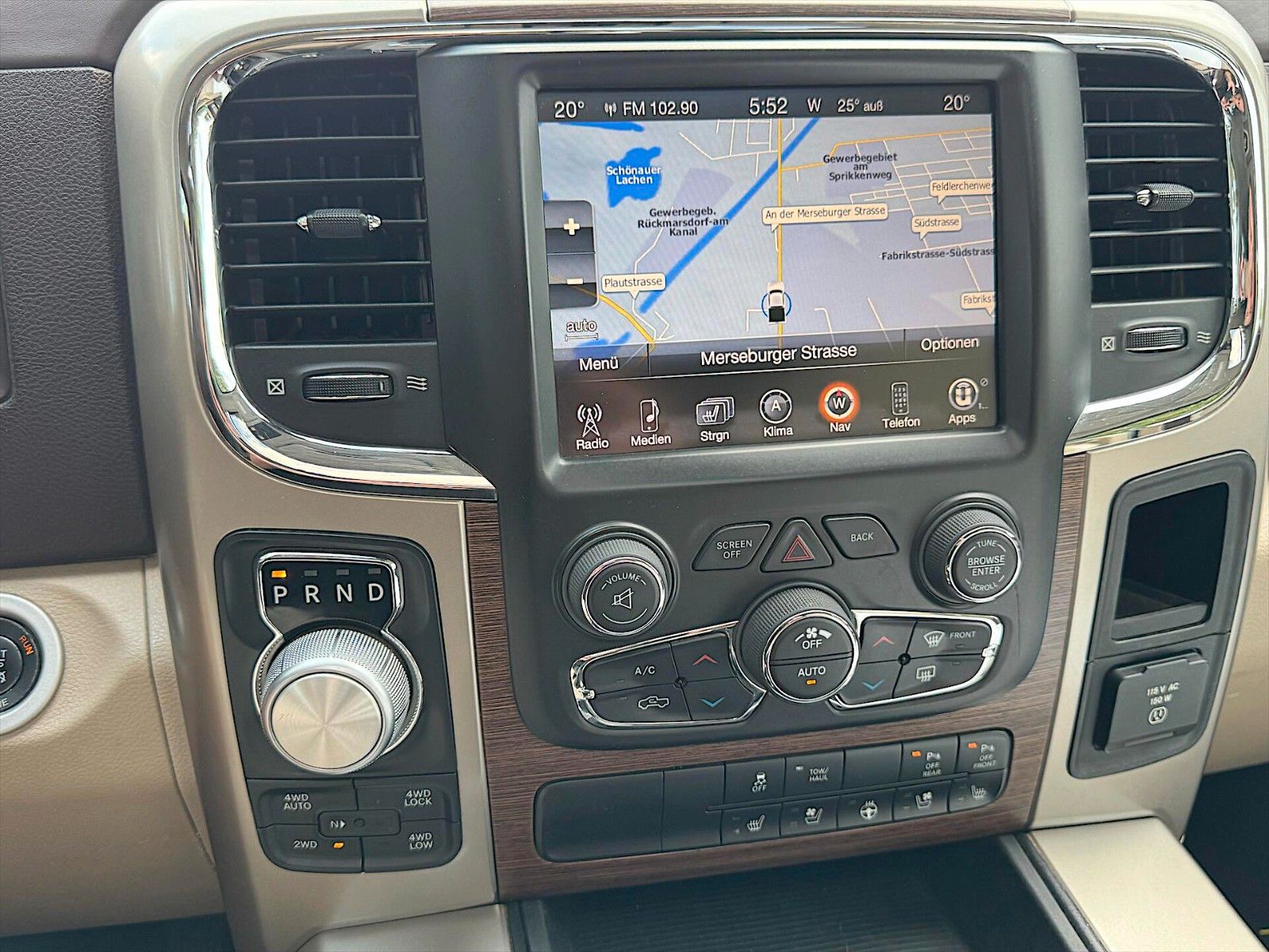 Fahrzeugabbildung Dodge RAM 5.7 V8 HEMI LARAMIE CrewCab 4x4 LPG  PRINS