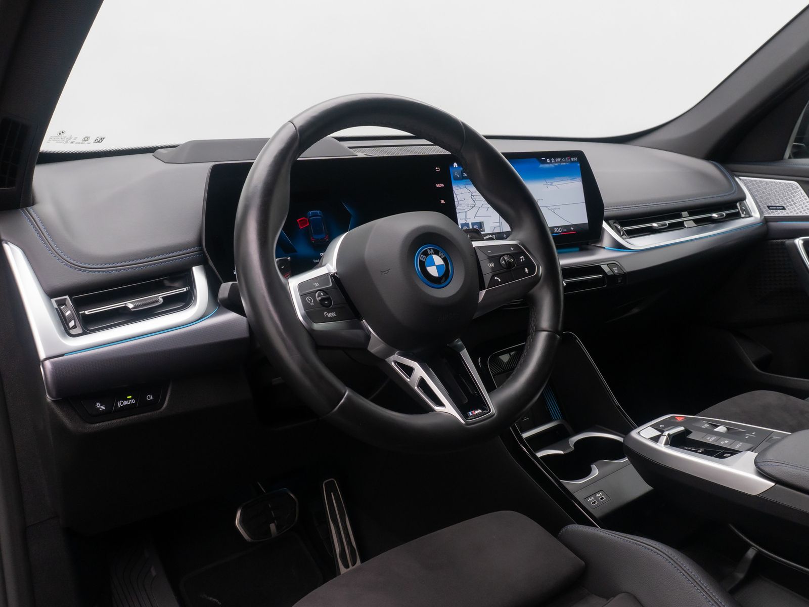 Fahrzeugabbildung BMW X1 xD30e M Sport 360&deg;HUD DAB H/K ACC Komfort LED