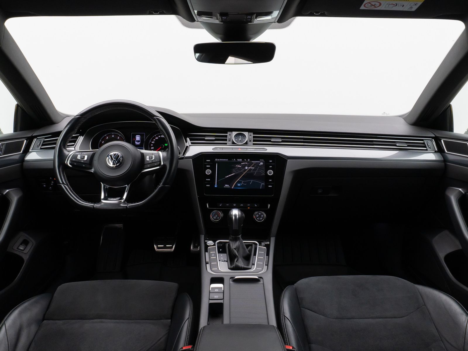 Fahrzeugabbildung Volkswagen Arteon R-Line Kamera Fernlichtassist ACC 8Fach