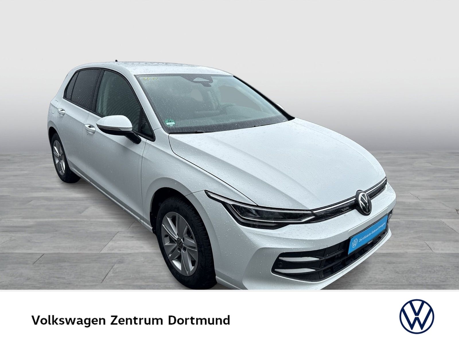 Volkswagen Golf VIII 1.5 eTSI LIFE CAM ACC CARPLAY SITZHEIZ foto 7