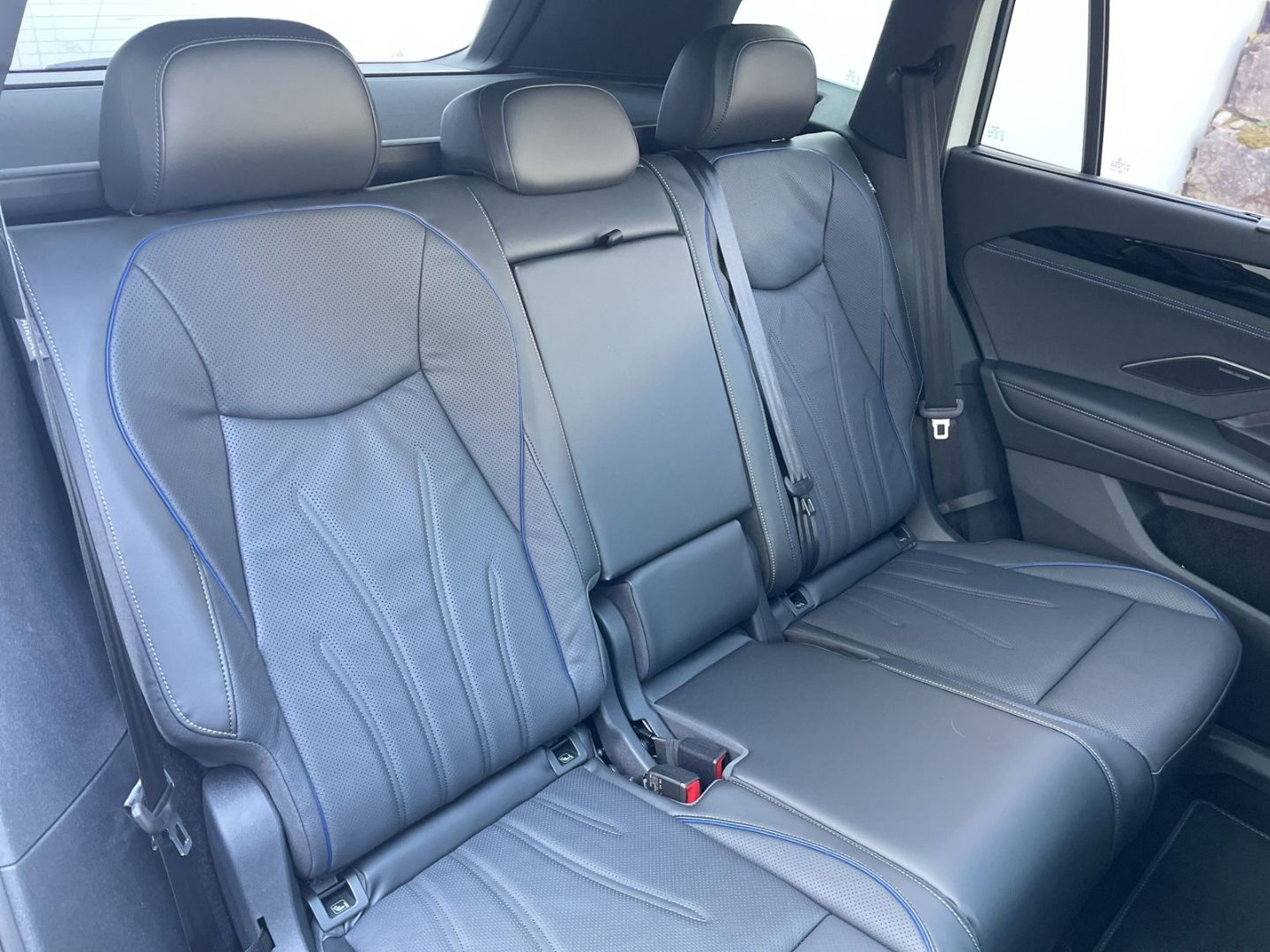 Tayron 1.5 TSI eHybrid DSG Black Style AHK/Pano