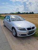 BMW 3er Touring (E91)  grau Metallic - BMW aus 2009: 3er