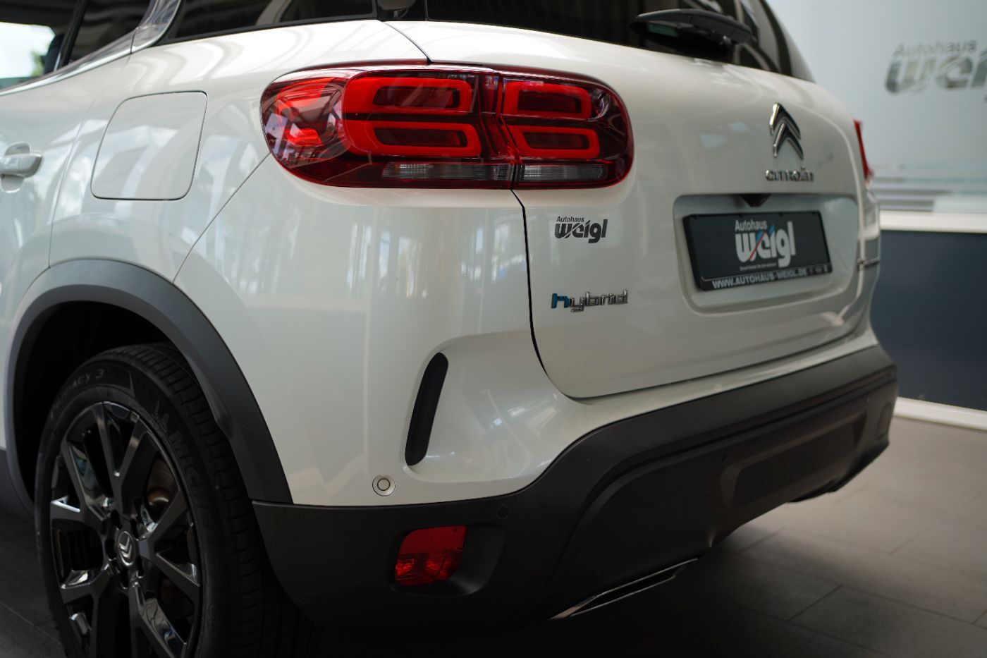 Fahrzeugabbildung Citroën C5 Aircross Hybrid 225 EAT8 Shine Pack Automatik