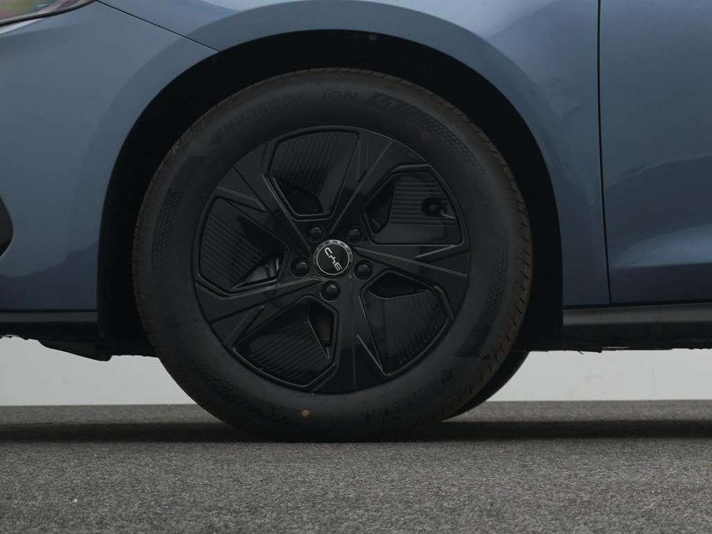 BYD SEAL 6