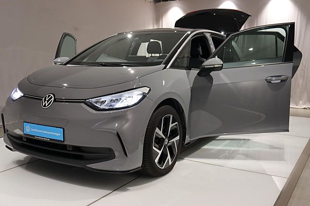 ID.3 Pro 150kW Kamera TravelAssist Navi Ganzjahr