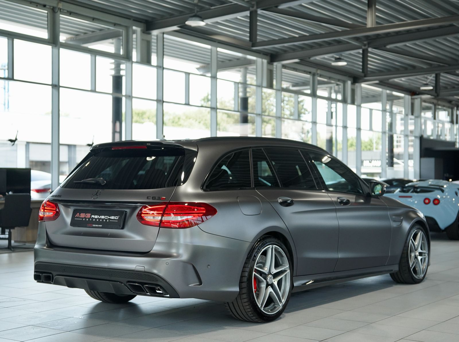 Mercedes Benz C 63 Amg