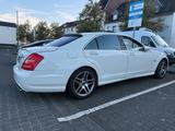 Mercedes-Benz Mercedes w221 S Klasse S500L S550 Hubraum ... - Mercedes-Benz S 500 aus 2008 mit Benzin-Antrieb: Limousine