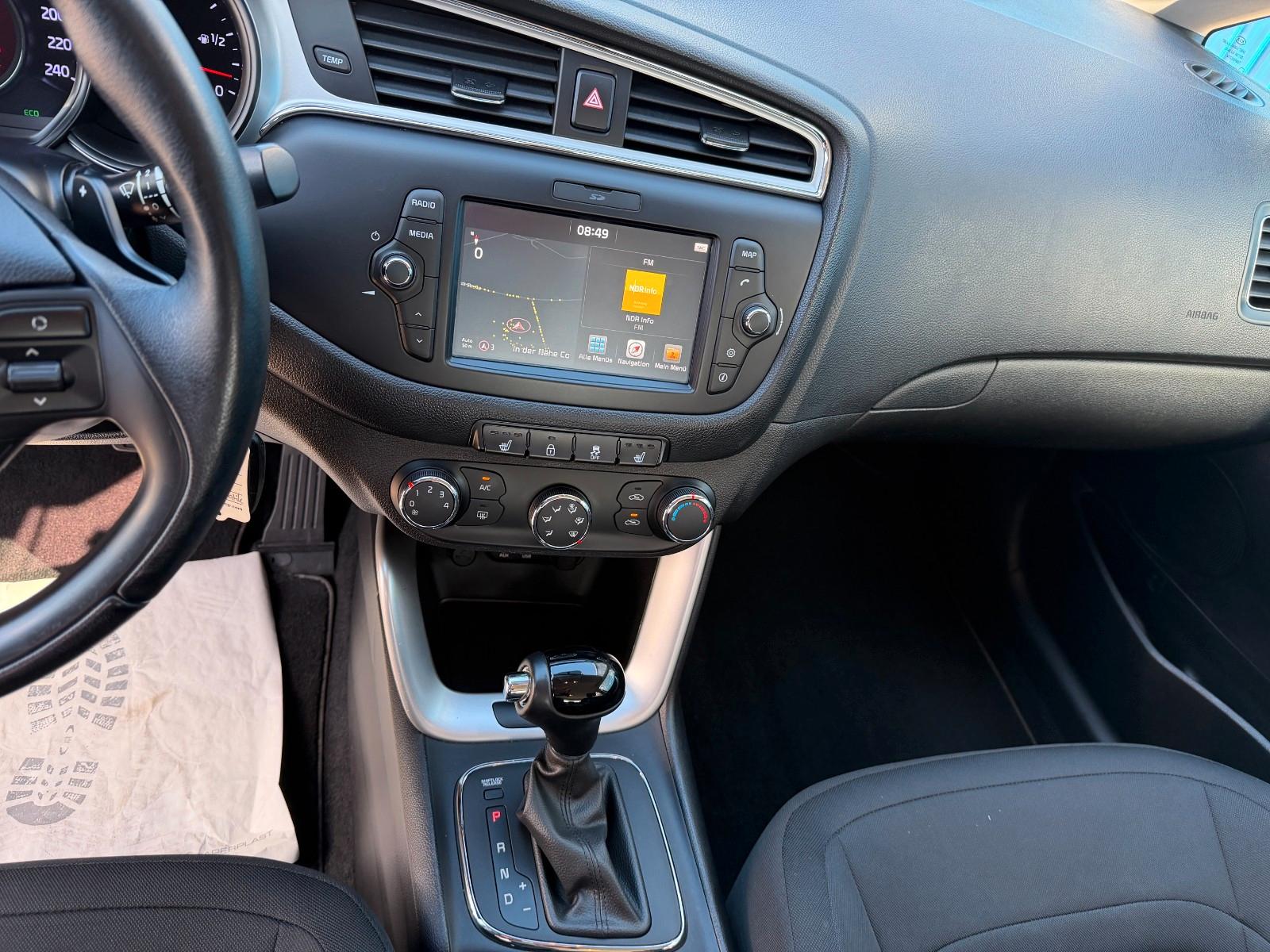 Kia Cee'd Sportswagon**Automatik**90 TKM**Kamera**Le