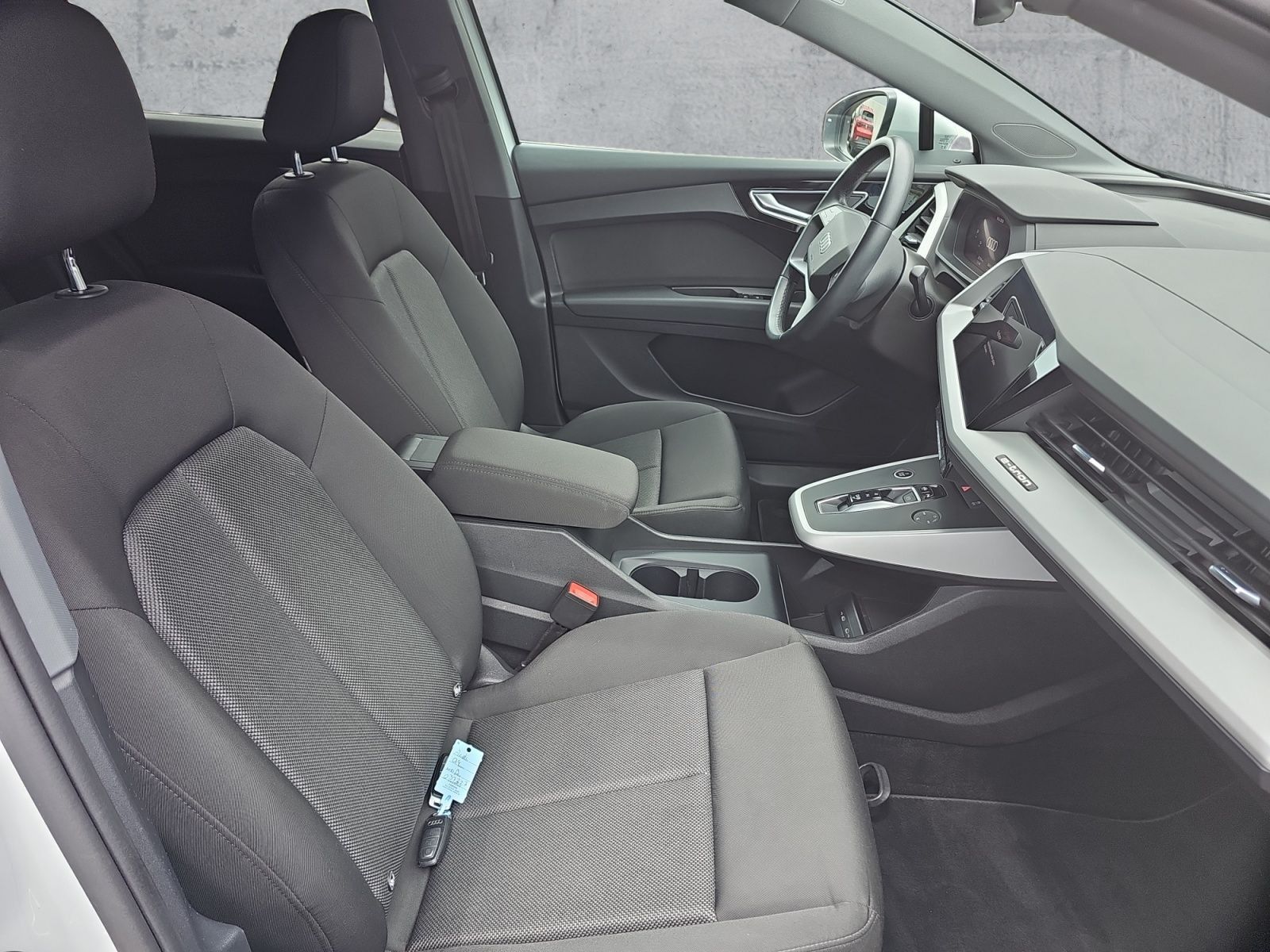 Audi Q4 e-tron - Bild 13